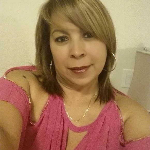 Meet your Posher, Aileen - Picture 1 of 1